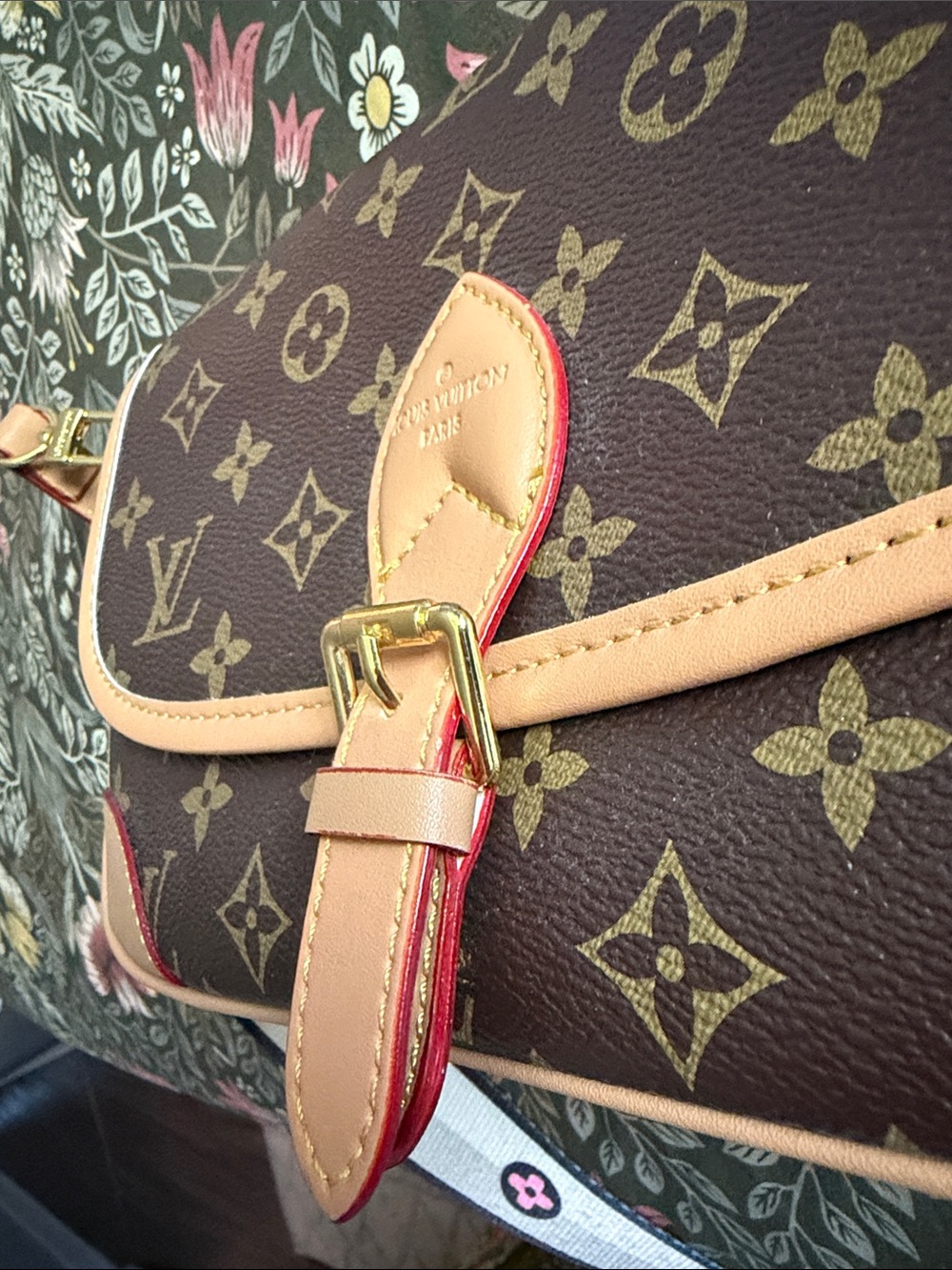 Designer Inspired Diane Bag - Picture 9 of 12